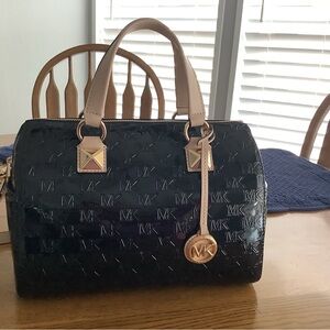 Michael kors Signature Satchel